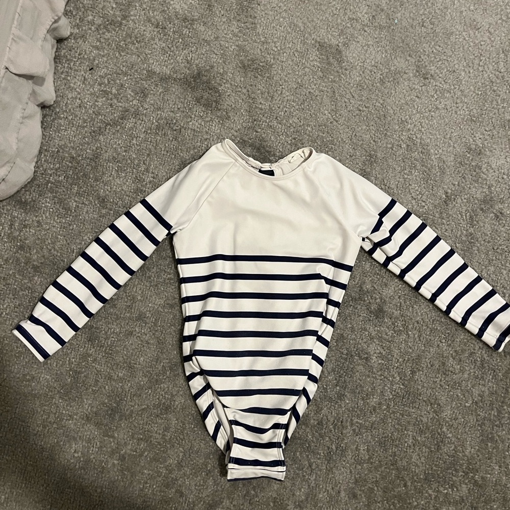 Minnow 2t rash guard swim suit one piece